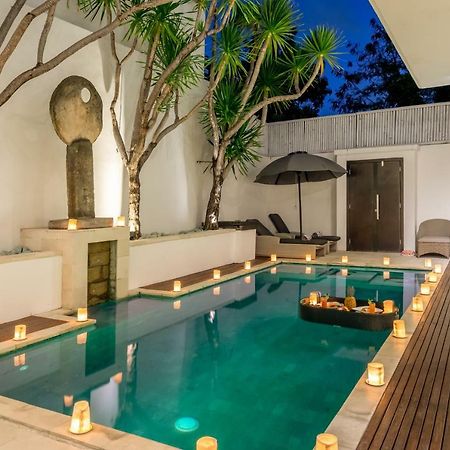 The Town House Villa Seminyak  Exterior photo