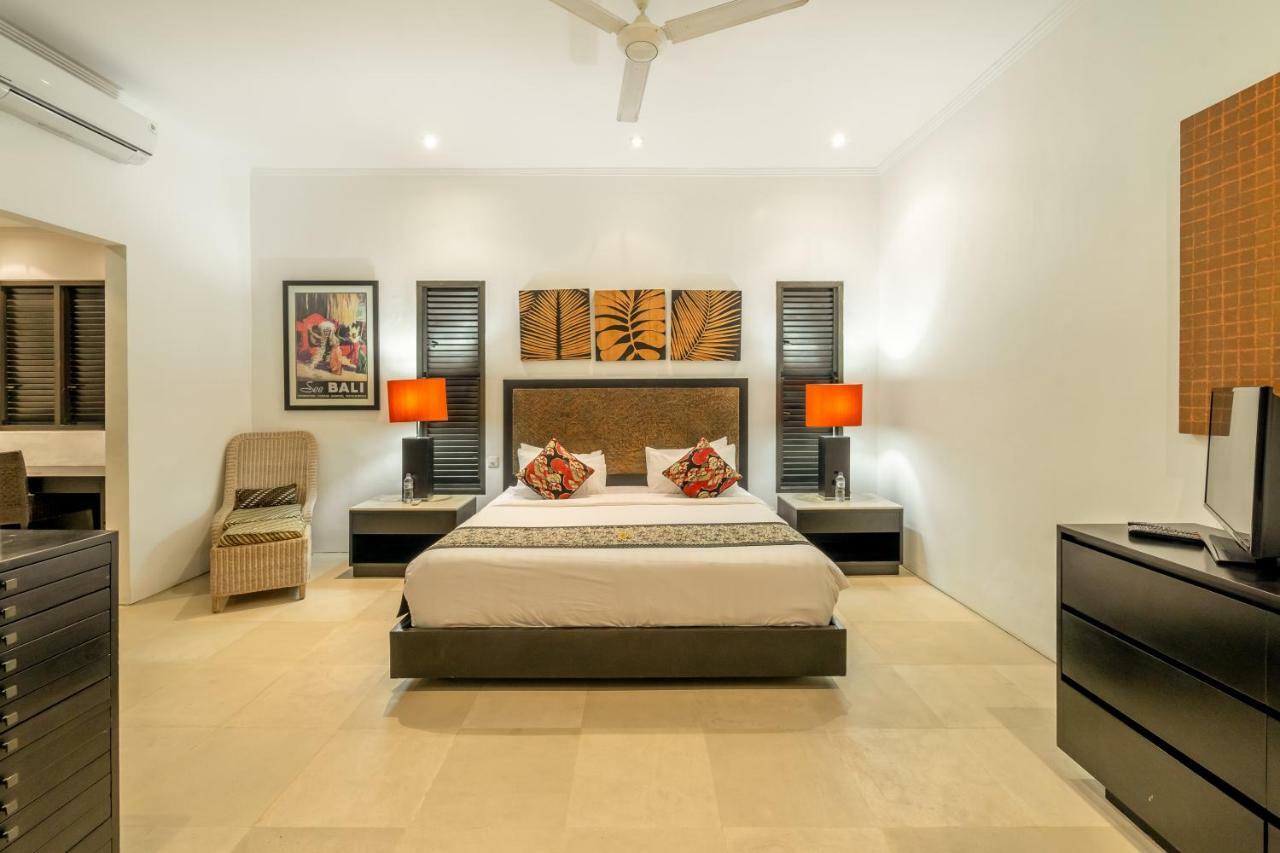 The Town House Villa Seminyak  Exterior photo