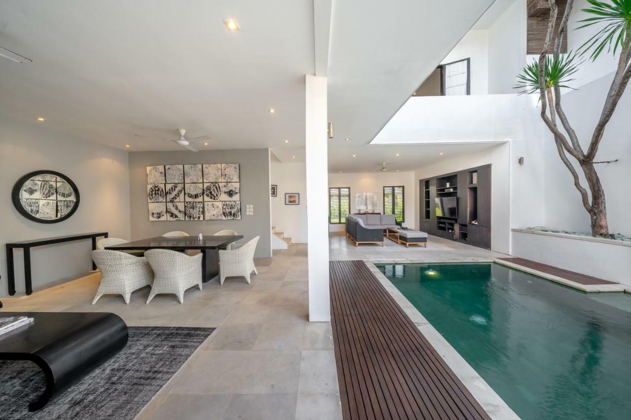 The Town House Villa Seminyak  Exterior photo